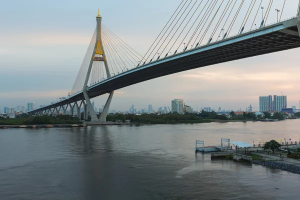 Suspension bridge cross over Bangkok city main river — Stock Photo, Image