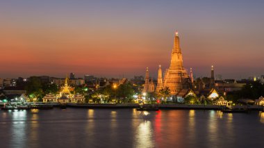 Arun tapınak Nehri ön