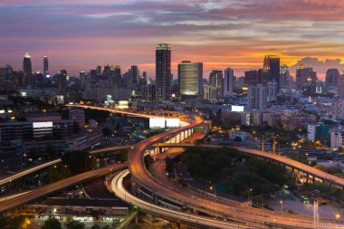 Cityscape downtown deyimleri karayolu ile 