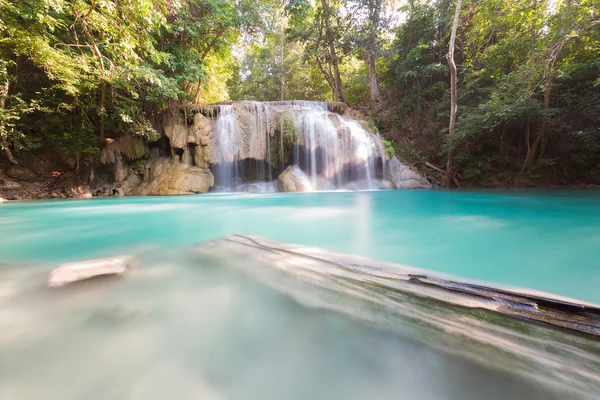 Natural deep forest jungle waterfall — Stock Photo, Image