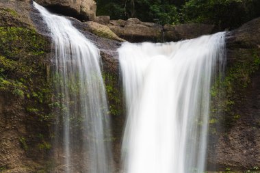 Doğal su yakın düşüyor