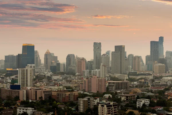 Edificio central de negocios y residencia —  Fotos de Stock