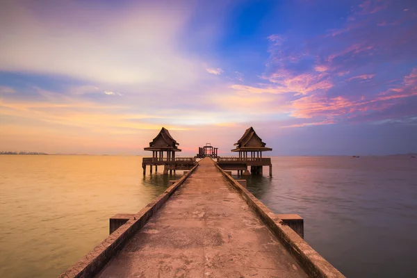 Abaikan kuil di laut — Stok Foto