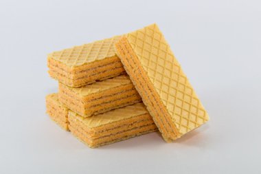 Beyaz bir arka plan üzerinde beş gözleme