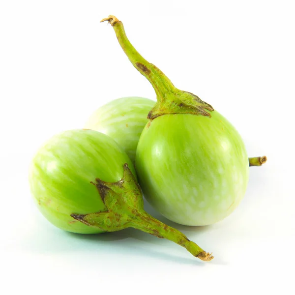 Kleine groene aubergine — Stockfoto