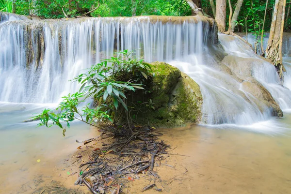 Waterfall and blue stream in deep forest Thailand — Stock Photo, Image