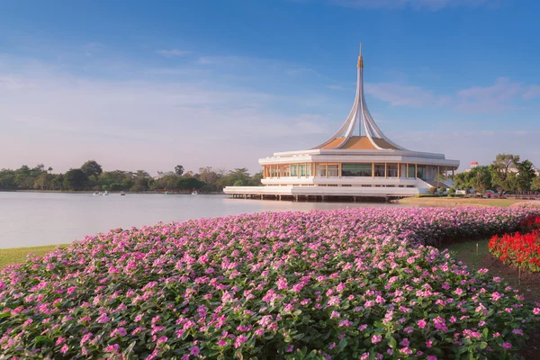 Suan Luang Rama 9 openbaar park — Stockfoto