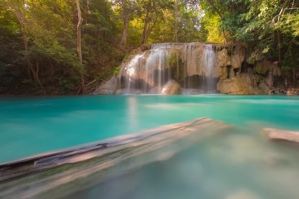 Blue stream waterfall in deep rain forest of Thailand — Stock Photo, Image