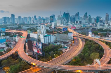 Bangkok şehir çalışma saat önce şekilde ifade