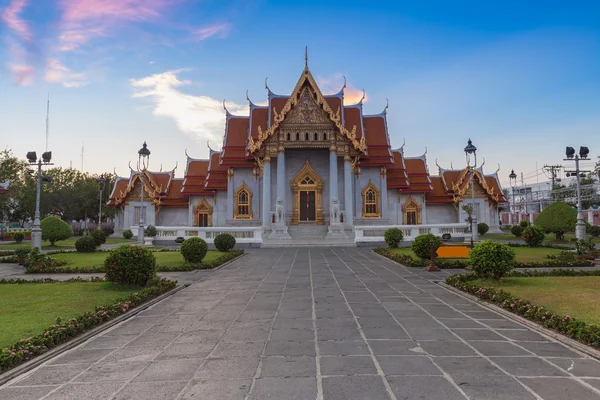 Wat Benjamaborphit nebo Mramorový chrám — Stock fotografie