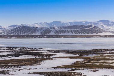 İzlanda yanardağ Dağı kış aylarında