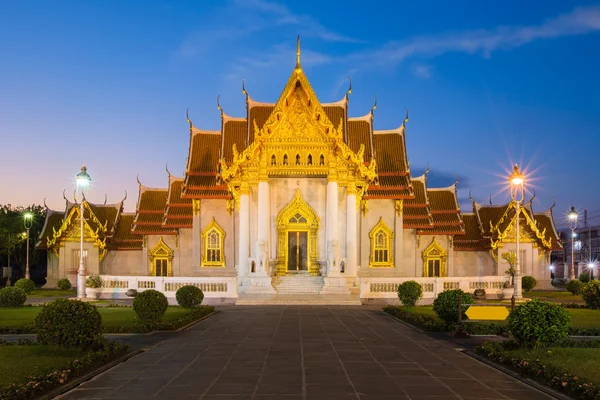 Wat Benchamabophit of de marmeren tempel — Stockfoto