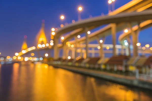 Uit focus bokeh lichten van Bangkok Bridge — Stockfoto