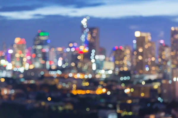 Wgląd nocy światła bokeh panoramę miasta — Zdjęcie stockowe