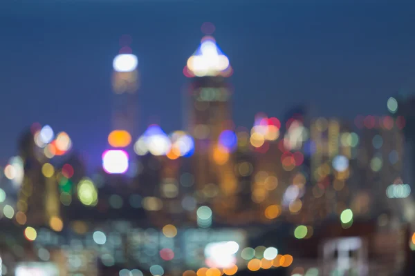 З зосередженого фону боке світлового розмивання міста — стокове фото