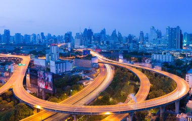 otoyol Üstgeçit meşgul saat ve alacakaranlık sırasında hava