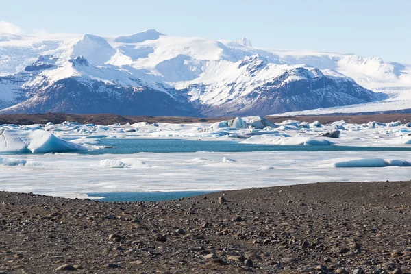 Hermosa laguna de Jokulsarlon durante el invierno Islandia — Foto de Stock