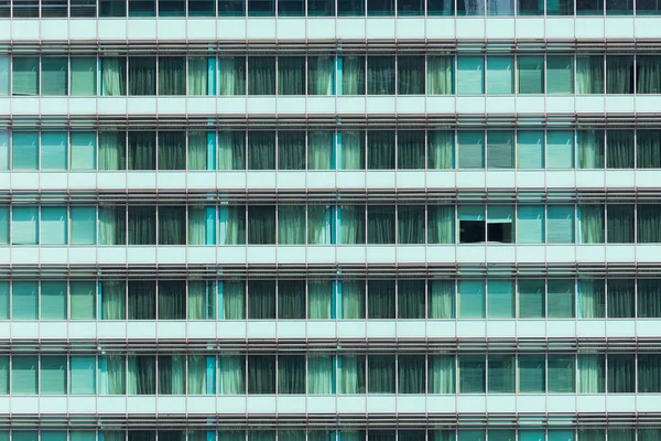 Janelas de escritório no fundo — Fotografia de Stock