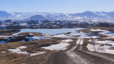 Ülke yol geç kışın dağ kar için lider