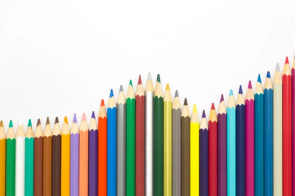 Línea de lápiz de madera de colores mixtos — Foto de Stock