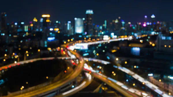 Soyut bulanık bokeh ışıklar, şehir gece yol kavşak