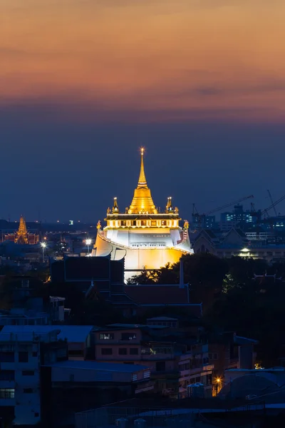 Temple du Mont d'Or, point de repère de Bangkok — Photo