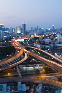 Soyut bulanık şehir deyimleri