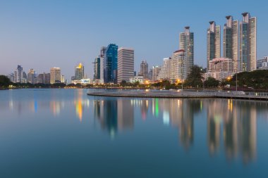 Bangkok Şehir Parkı iş alanında yansıması