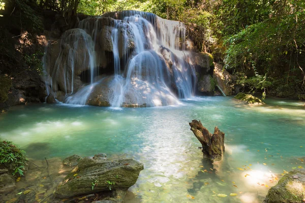 Deep forest tropical jungle waterfalls — Stock Photo, Image