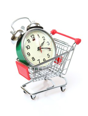 çalar saat içinde bir alışveriş sepeti