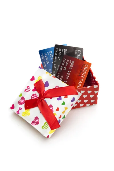 hediye kutusu ve kredi kartı