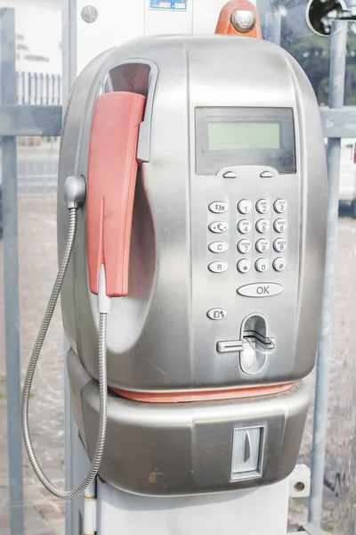 Стара монета громадського телефонного зв'язку (Payphone ) — стокове фото