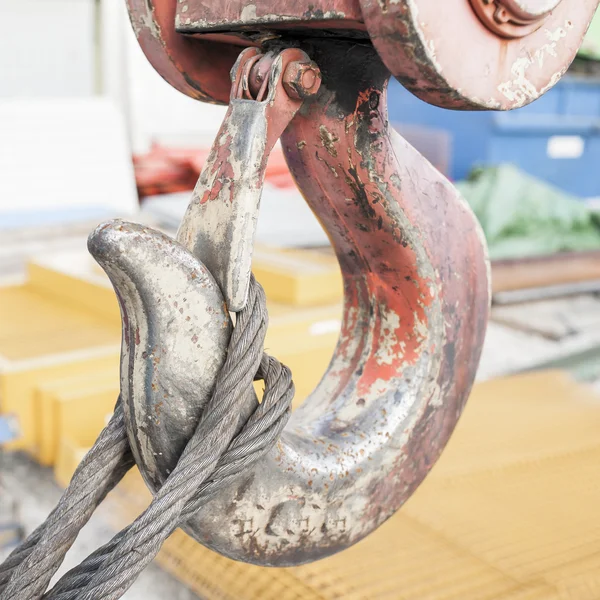 Grúa gancho con cable de acero — Foto de Stock