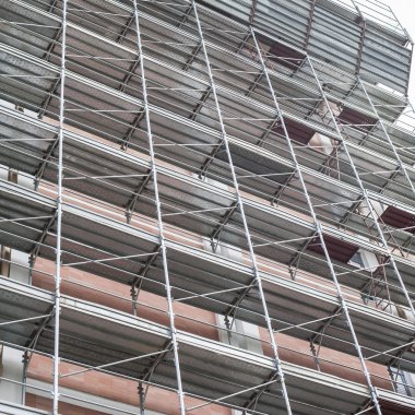 İnşaat alanındaki iskele.