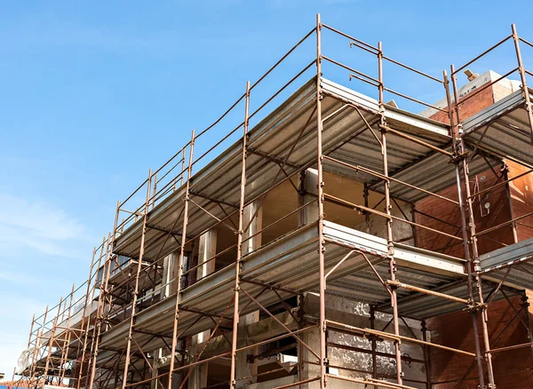 Ponteggio di costruzione di un edificio — Foto Stock