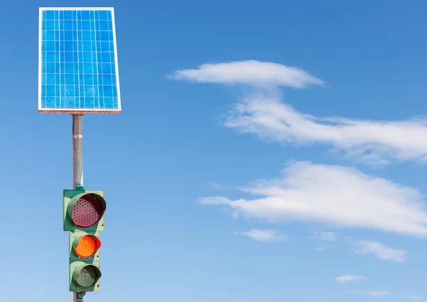 Road traffic light and solar panel — Stock Photo, Image