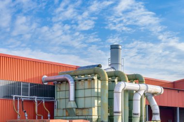 Bir fabrika filtrasyon sistemi