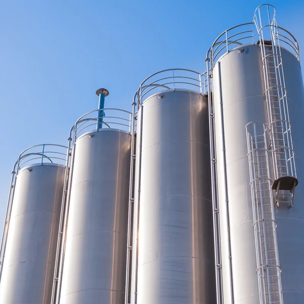 Chemical plant, containers — Stock Photo, Image