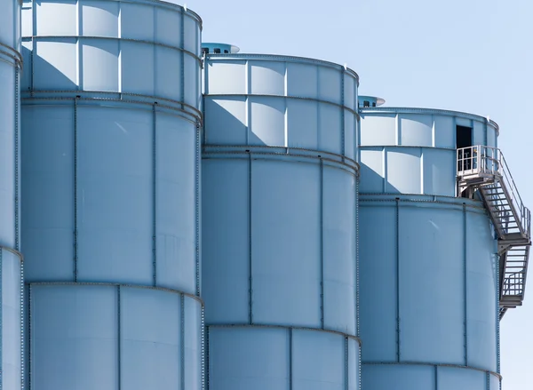 Chemical plant, containers — Stock Photo, Image