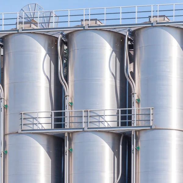 kimyasal tesis, konteynerler