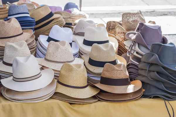 Sombreros en venta —  Fotos de Stock