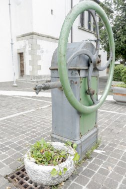 Eski su pompası Kılavuzu