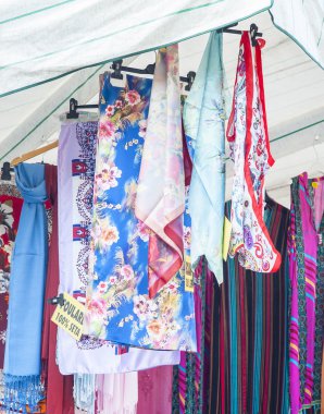 Kadınlar için şal