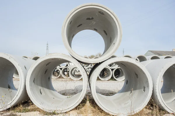 Tubería de cemento para el comercio de la construcción —  Fotos de Stock