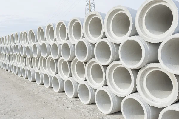 Tubería de cemento para el comercio de la construcción —  Fotos de Stock