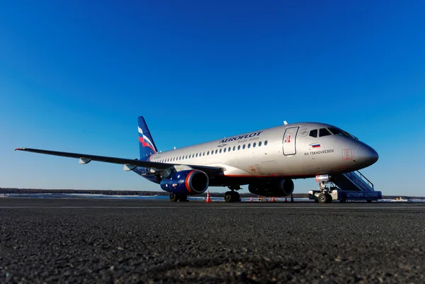 Nizhny Novgorod. Russia. 17 febbraio 2015. Aereo passeggeri della compagnia Aeroflot — Foto Stock