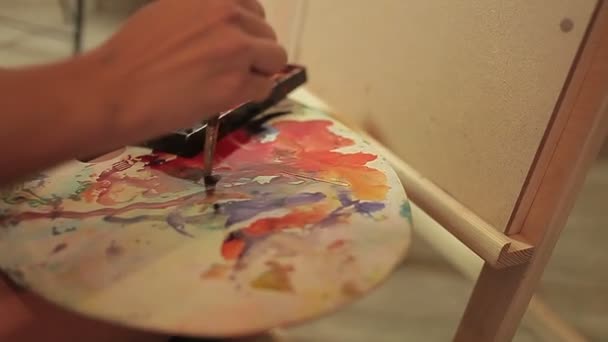 Mezcla de colores en la paleta, arte, cultura, artista — Vídeos de Stock