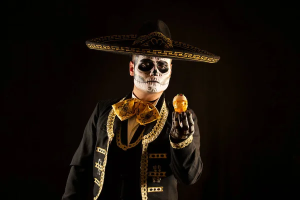 Mexický Charro Drží Rukou Lebku Cukroví Royalty Free Stock Obrázky