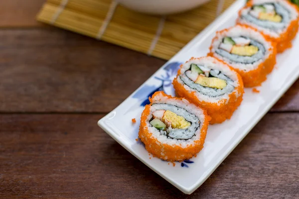 California roll suşi maki - Japon gıda - seçici odak POI Stok Resim