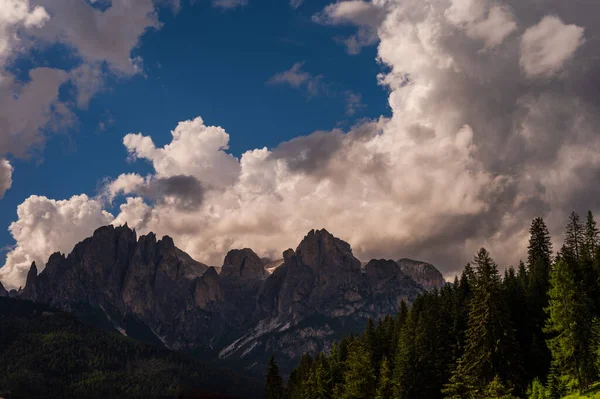 Hermoso Paisaje Escénico Los Alpes Passo San Pellegrino Norte Italia — Foto de Stock